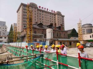 市建設(shè)局黨委書(shū)記、局長(zhǎng)戴健一行赴湖州市第一醫(yī)院改擴(kuò)建項(xiàng)目一期工程